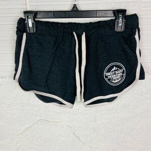 DAY BREAK dark gray cotton white striped GREAT SMOKY MOUNTAINS TENNESSEE shorts